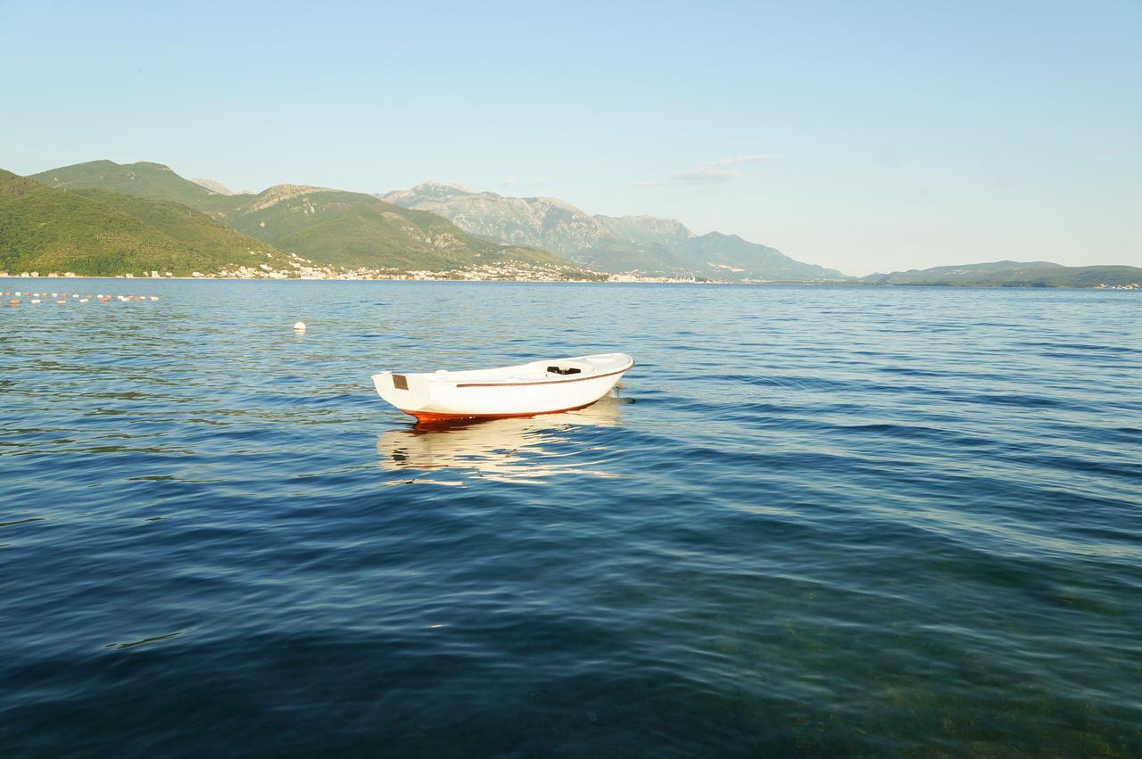 Apart Hotel Apple Cat Montenegro KO Bijela Eksteriør bilde